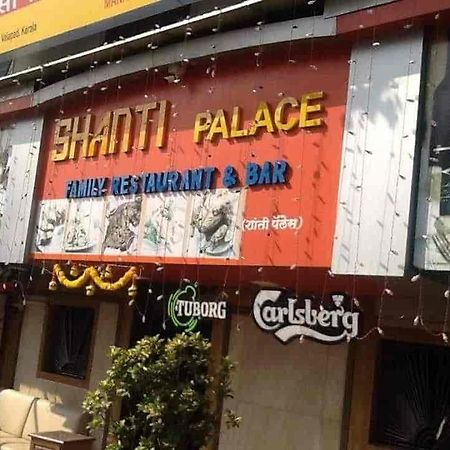 The Hotel Grace Place Inn New Delhi Buitenkant foto